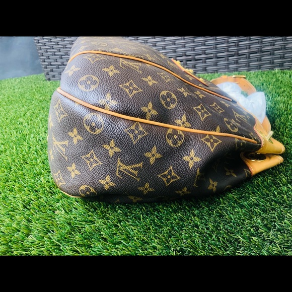 Authentic Louis Vuitton. - Picture 14 of 15